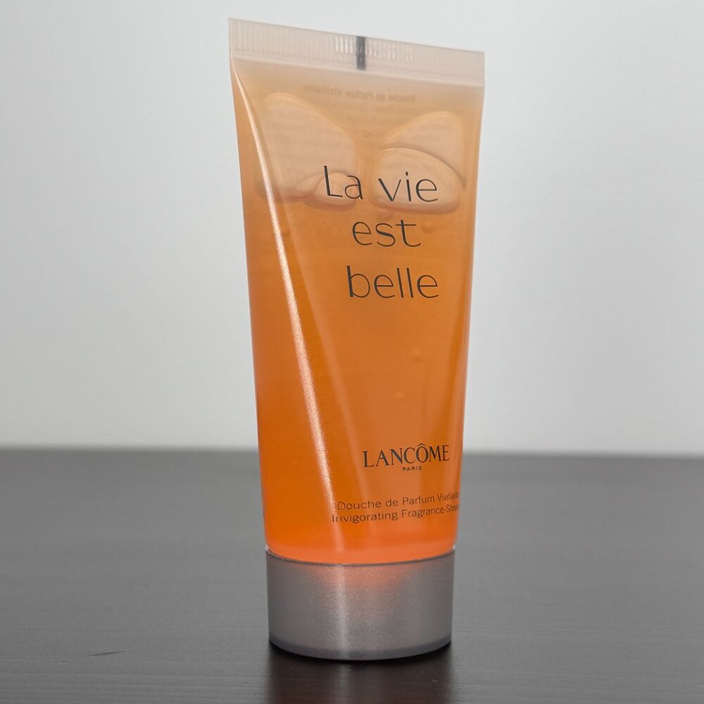 Lancome La Vie Est Belle Invigorating Fragrance Shower Gel - Picture 3 of 12